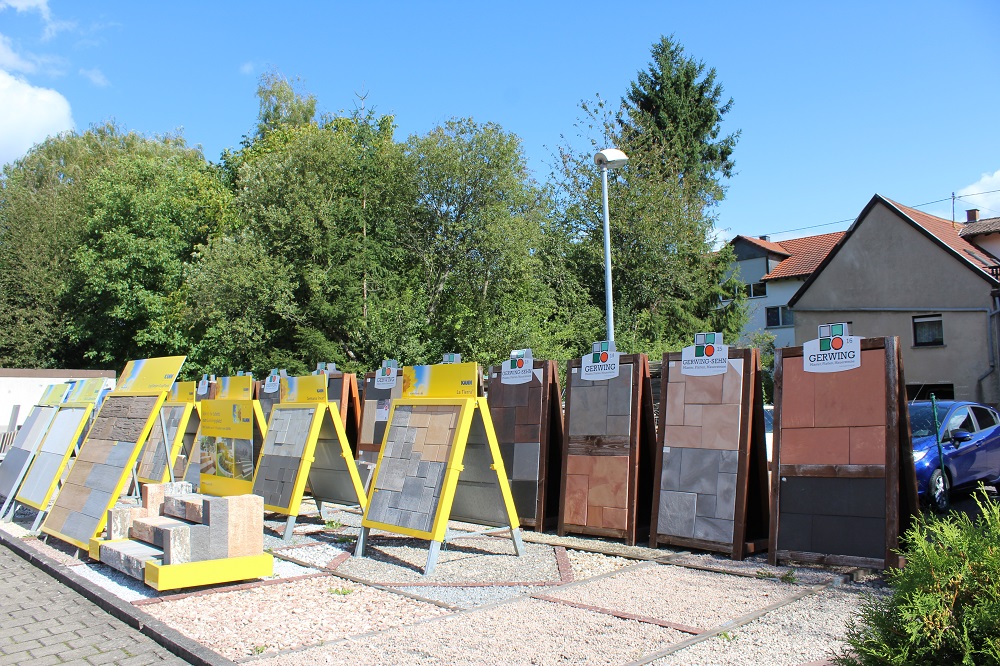 Ausstellung Pflastersteine und Terrassenplatten